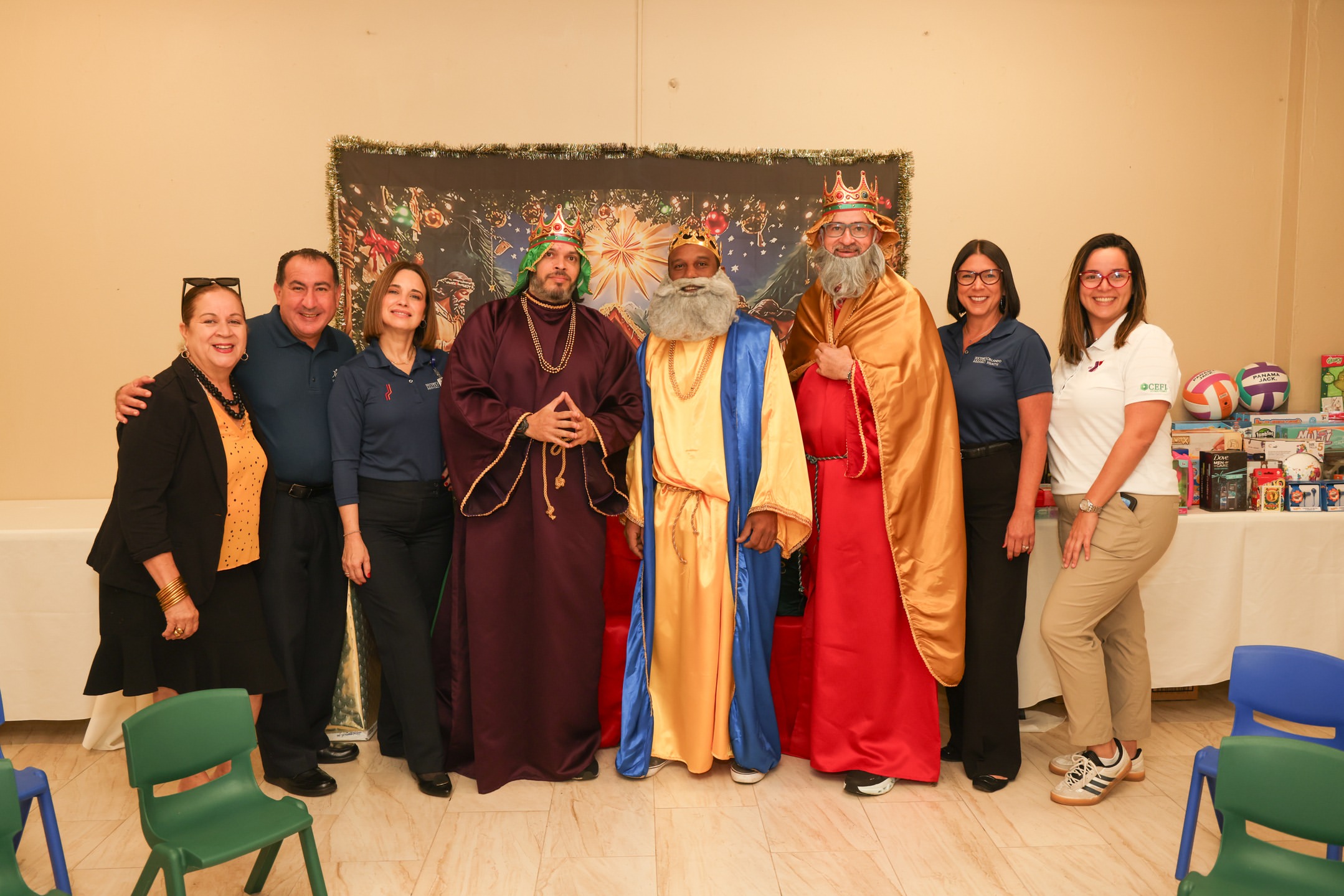 Voluntarios en la celebración de Reyes Magos de la YMCA